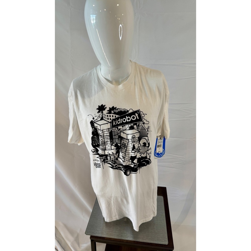Kidrobot NBA Graphic T-Shirt White Short‎ Sleeve Menswear Top XL - New - NWT